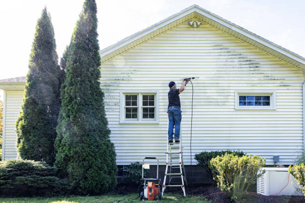 Best Parking Lot and Garage Cleaning  in Howard, WI
